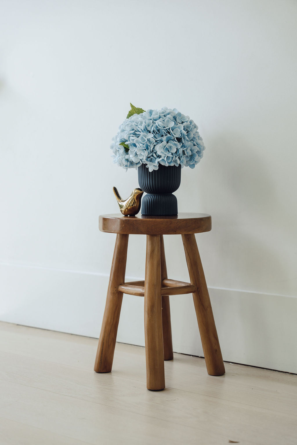 Genevieve RealTouch Hydrangea Arrangement