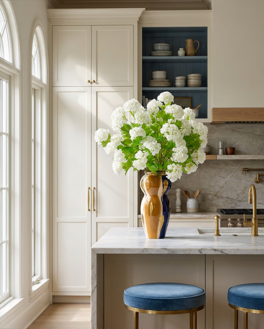 Atelia Elara RealTouch Snowball Hydrangea Centerpiece