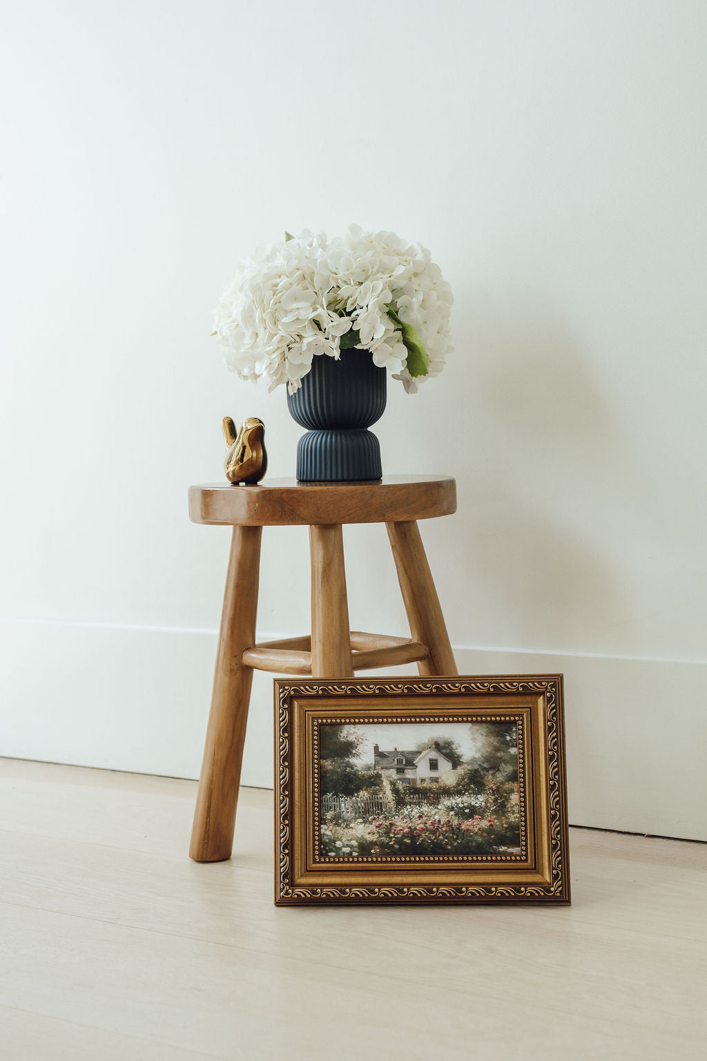 Genevieve RealTouch Hydrangea Arrangement