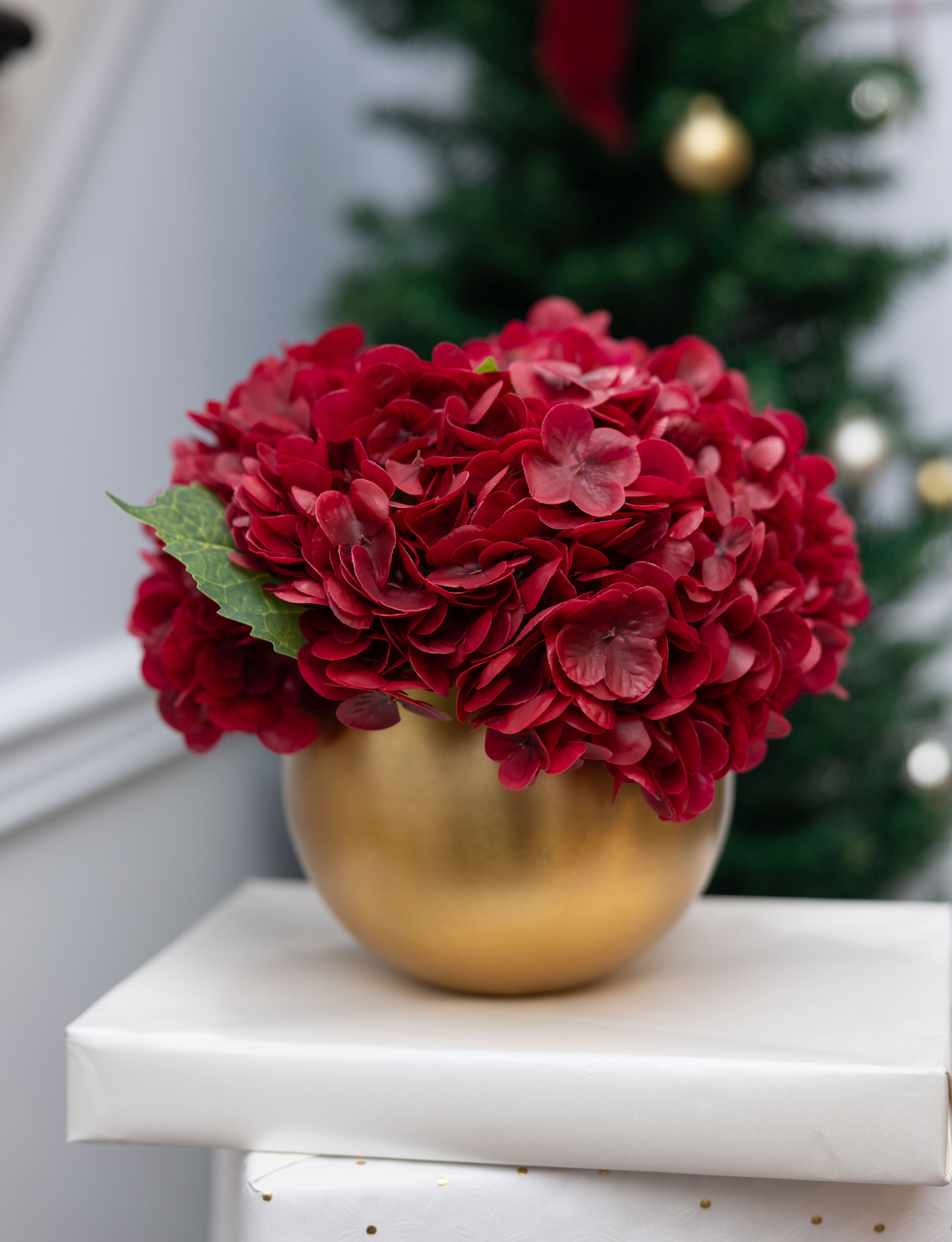 Auden RealTouch Hydrangea Arrangement (Holiday Edition)