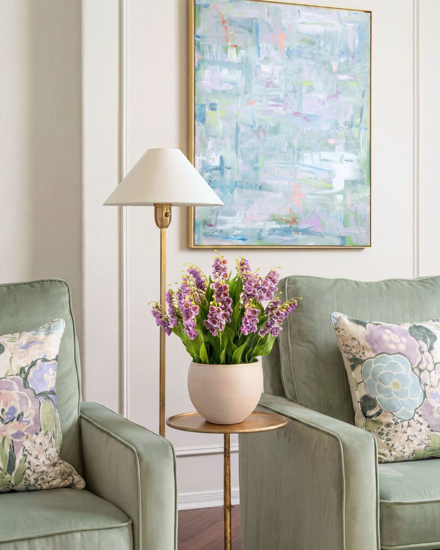 Cora RealTouch Muguet Arrangement